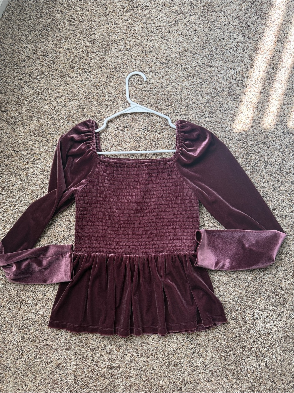 GAP Velvet Smocked Peplum Top in Deep Plum - Picture 2 of 4